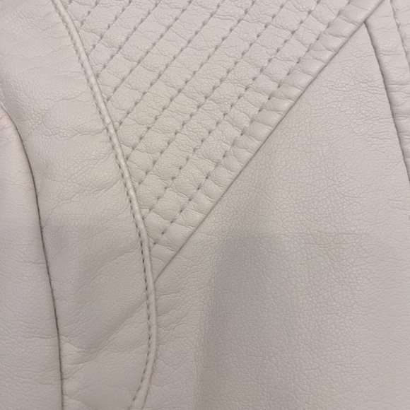 Pleather bomber jacket size M - Picture 3 of 3